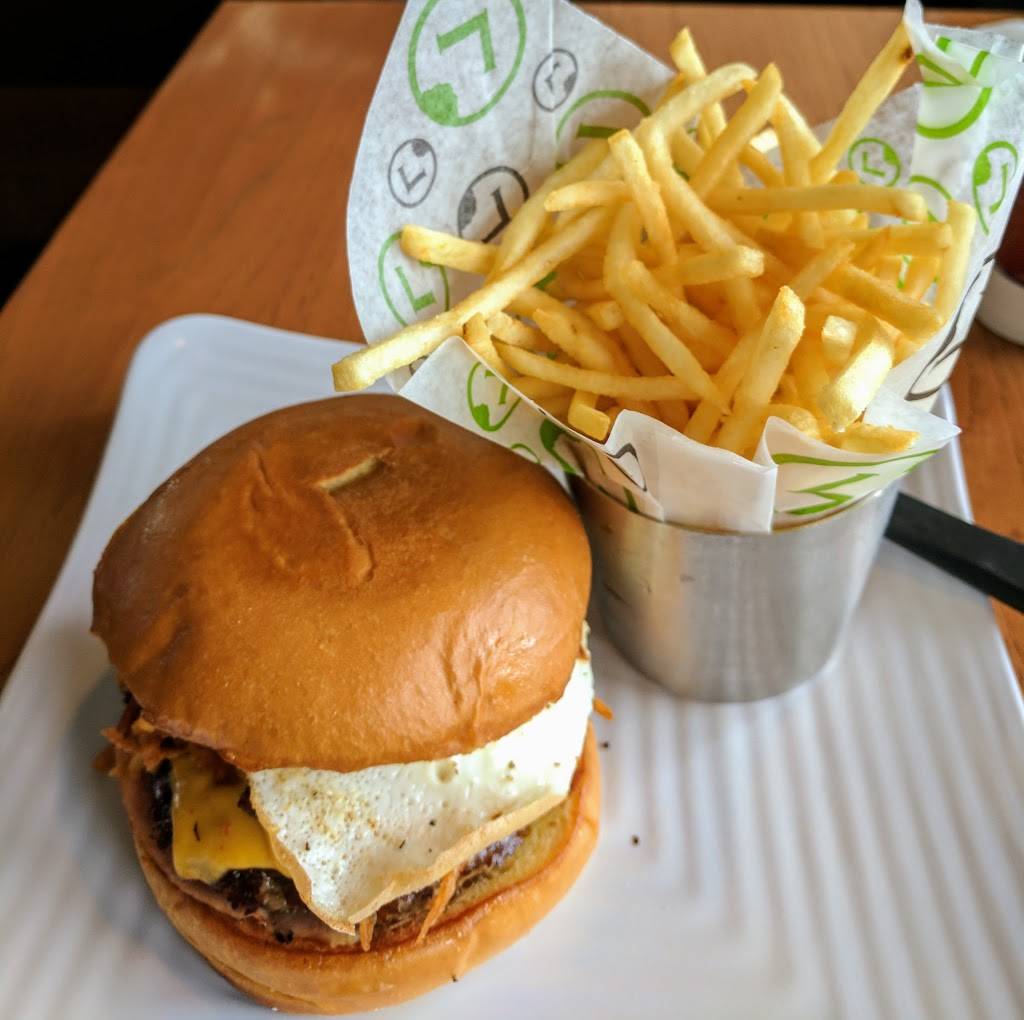 Liberty Burger Richardson | restaurant | 3617 Shire Blvd, Richardson, TX 75082, USA | 4698637111 OR +1 469-863-7111