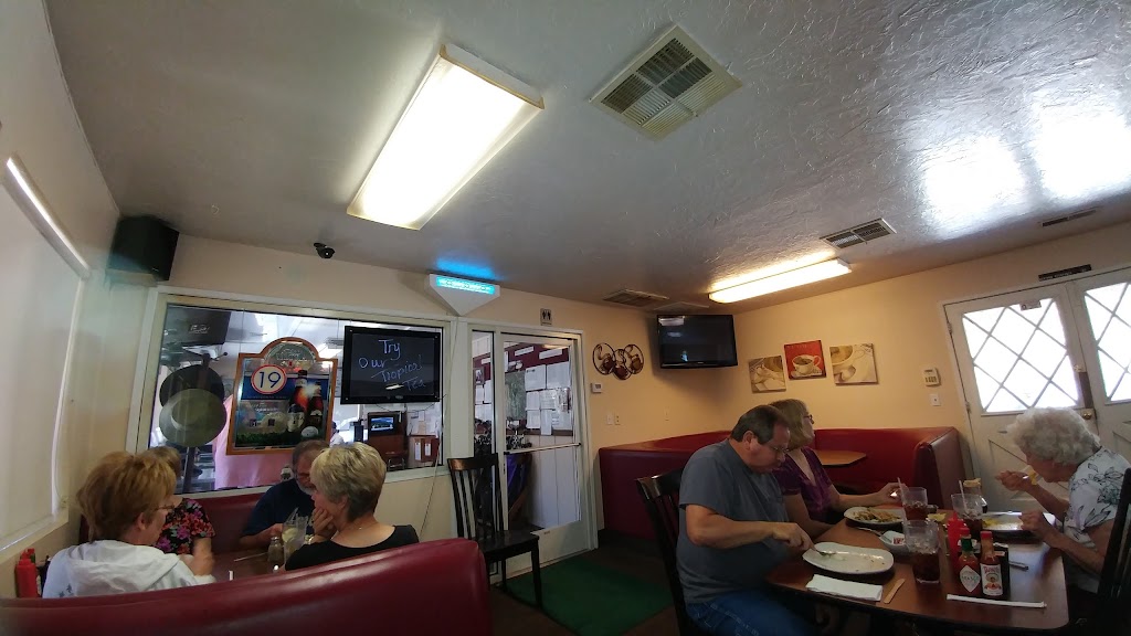 Fairway Cafe | cafe | 42515 Artesian Ct, Coarsegold, CA 93614, USA | 5596587468 OR +1 559-658-7468