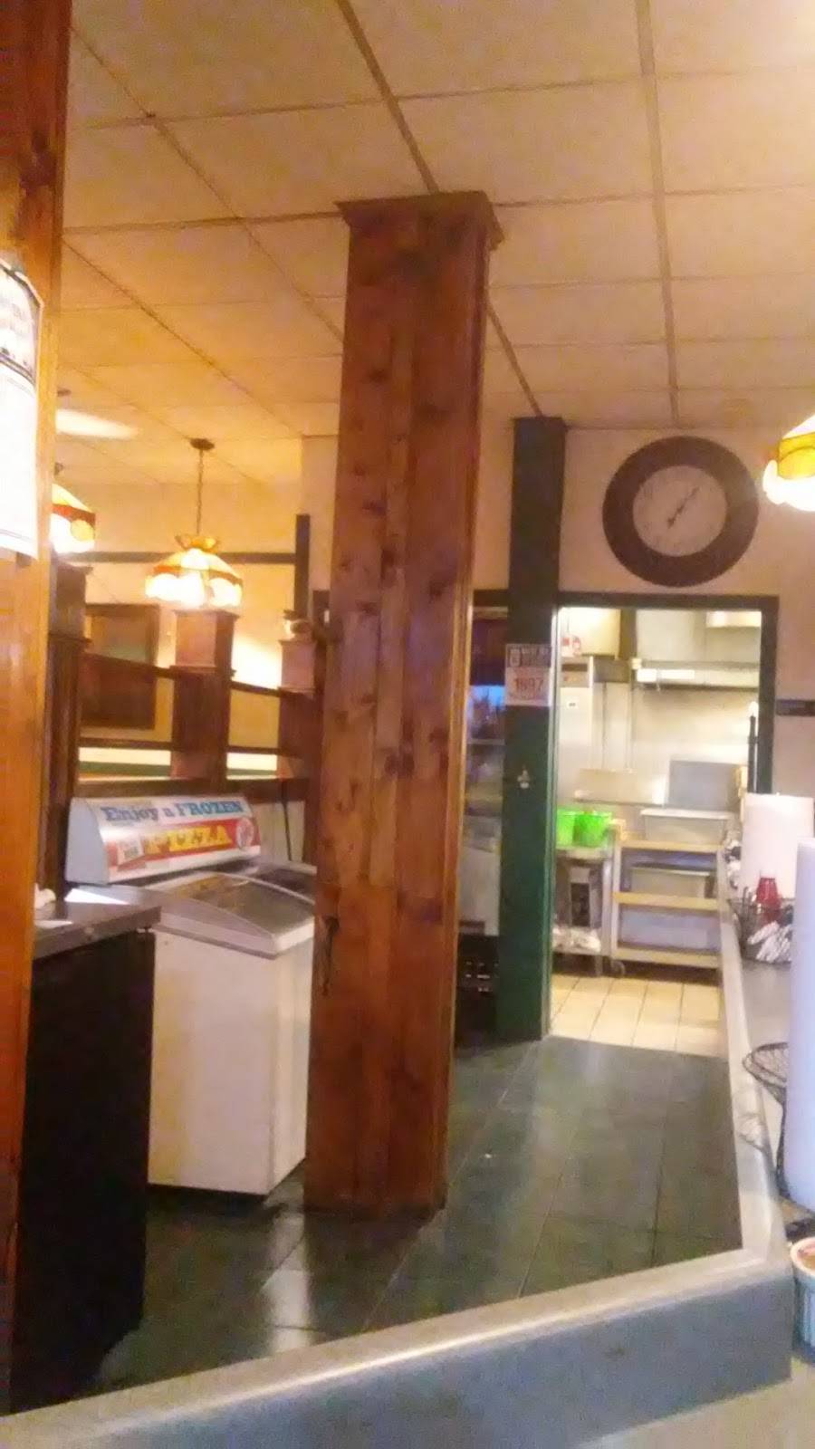 Pizza Man | restaurant | 1602 Tower Ave, Superior, WI 54880, USA | 7153949100 OR +1 715-394-9100