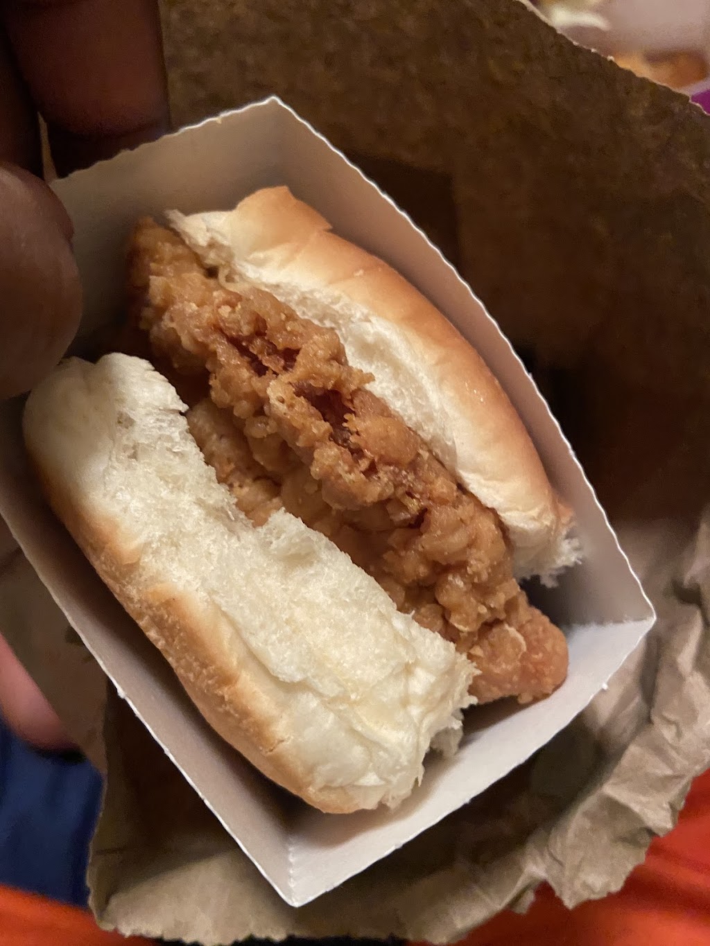 Krystal | meal takeaway | 810 US-82, Greenwood, MS 38930, USA | 6624531000 OR +1 662-453-1000