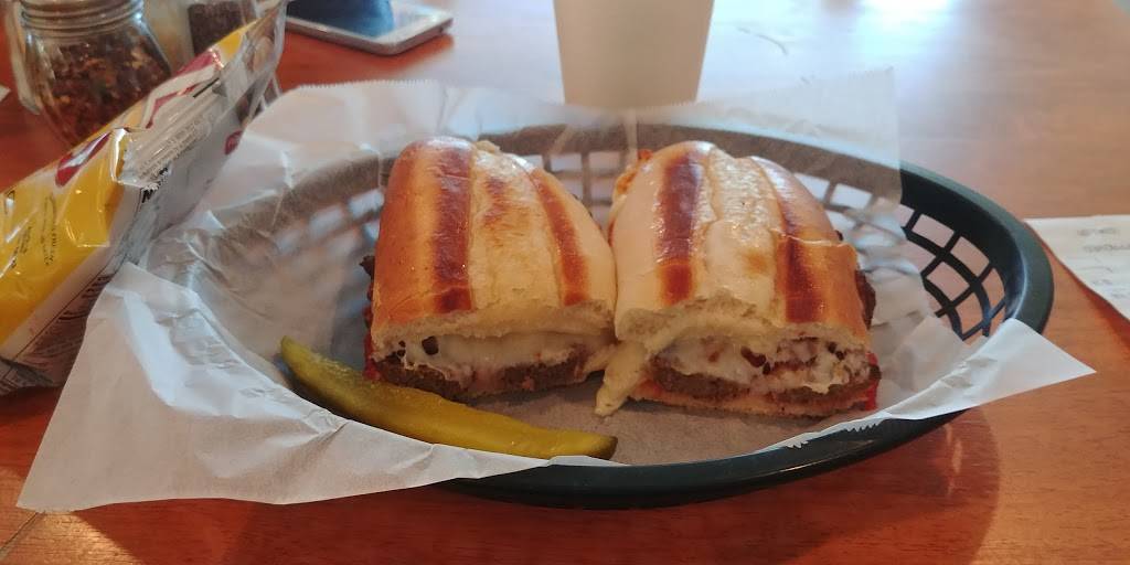 Zoies Pizzeria | restaurant | 2424 W New Orleans St, Broken Arrow, OK 74011, USA | 9189947733 OR +1 918-994-7733