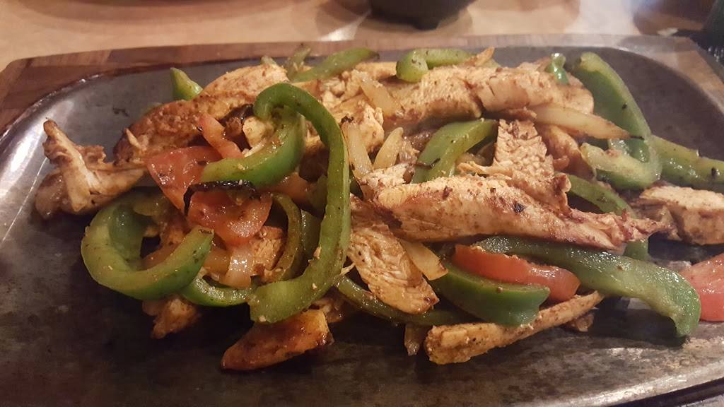 Pepes Mexican Restaurant | restaurant | 14853 S Founders Crossing, Homer Glen, IL 60491, USA | 7086457373 OR +1 708-645-7373