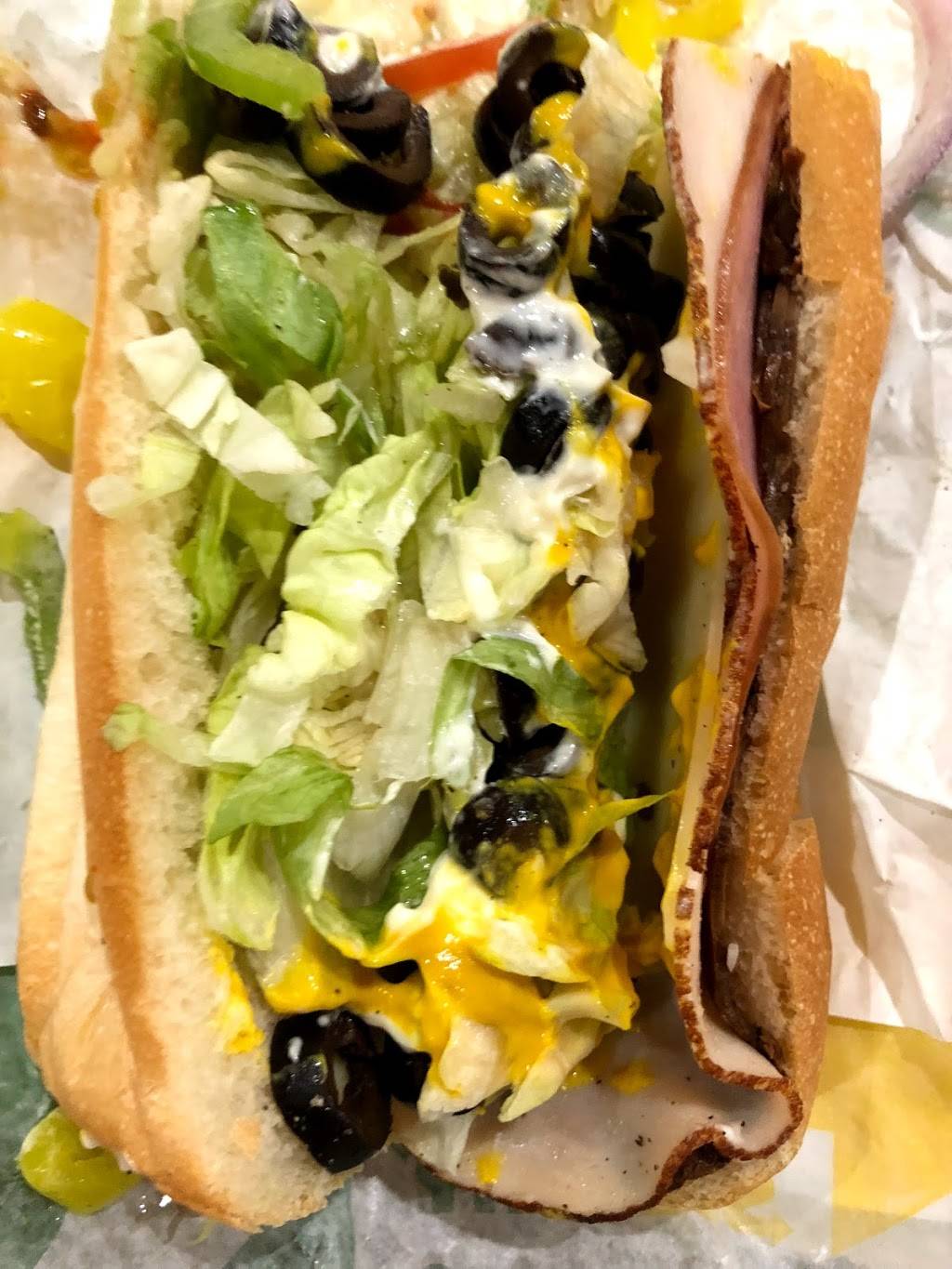 Subway Restaurants | restaurant | 1 Airport Dr, Oakland, CA 94621, USA | 5105633812 OR +1 510-563-3812