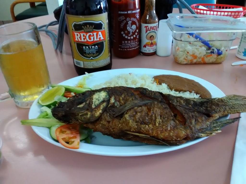 El Salvador Cafe 2 | restaurant | 82001 CA-111, Indio, CA 92201, USA | 7607757274 OR +1 760-775-7274