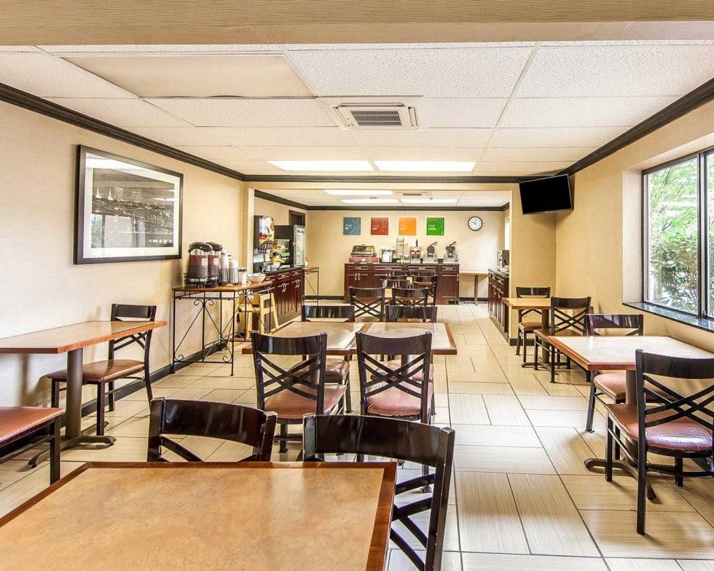 Comfort Inn & Suites | restaurant | 107 Interstate Dr NW, Cleveland, TN 37312, USA | 4232440138 OR +1 423-244-0138