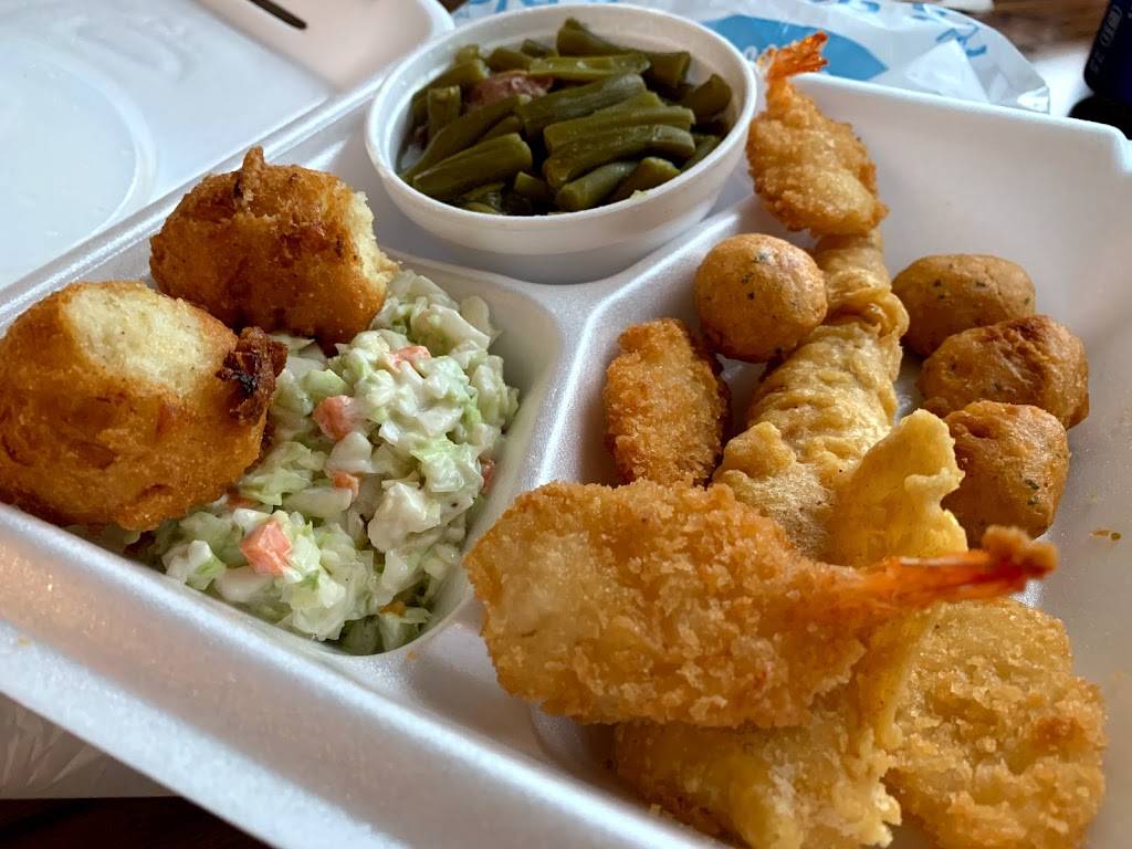 Captain Ds | restaurant | 2710 Woodward Ave, Muscle Shoals, AL 35661, USA | 2563816300 OR +1 256-381-6300