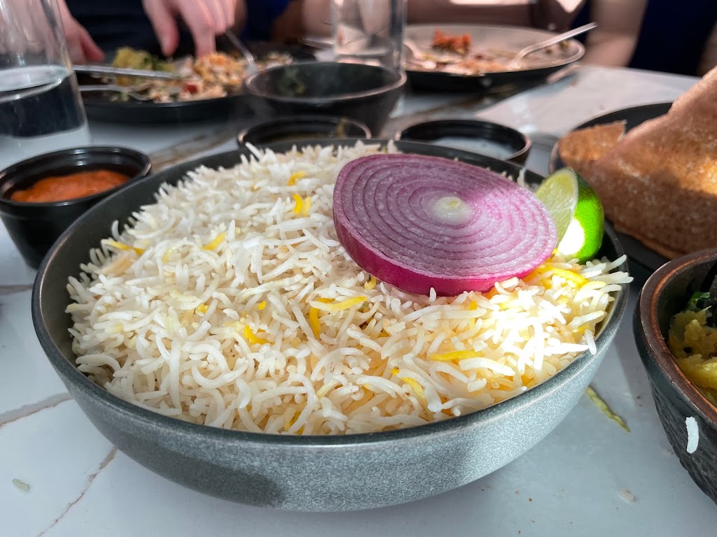 Paradise - Indian Cuisine | restaurant | 18815 N Market Pl Dr, Aurora, OH 44202, USA | 3309950066 OR +1 330-995-0066