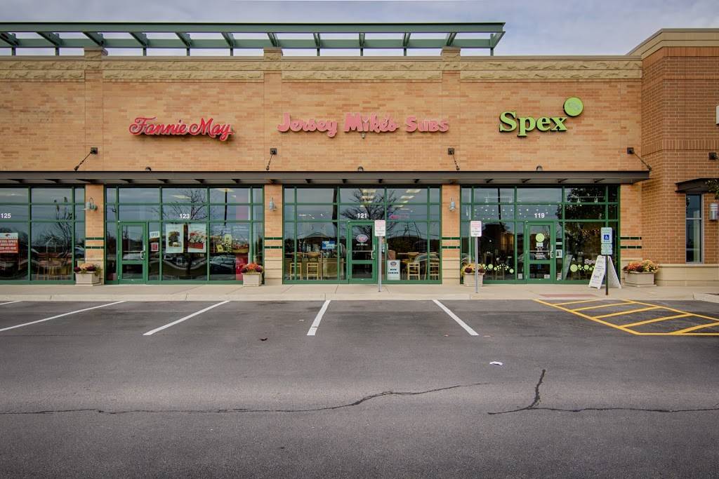 Jersey Mikes Subs | meal takeaway | 2555 W 75th St Suite 121, Naperville, IL 60540, USA | 6303642982 OR +1 630-364-2982