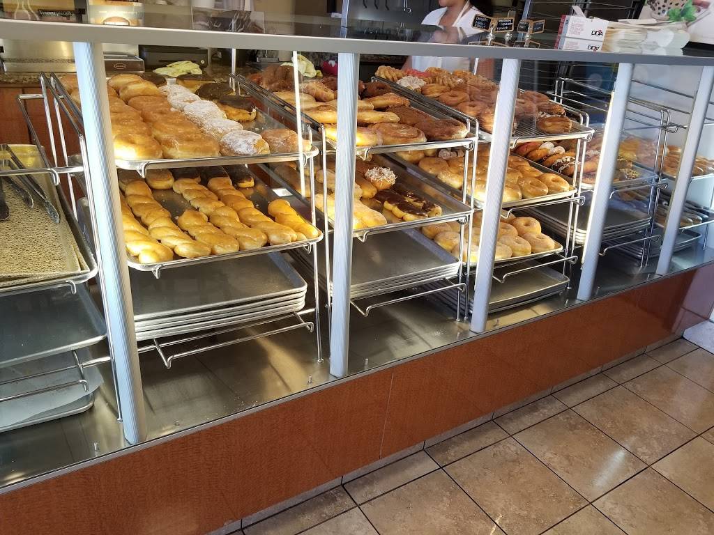 Jannys Donuts | bakery | 92 Corporate Park, Irvine, CA 92606, USA | 9496601807 OR +1 949-660-1807
