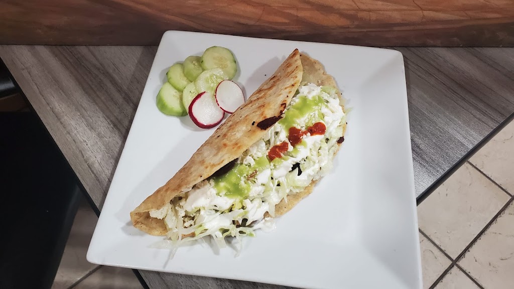 Mi Rincon Latino 2 | restaurant | 665 Newtown Rd suite 112, Virginia Beach, VA 23462, USA | 7577020111 OR +1 757-702-0111