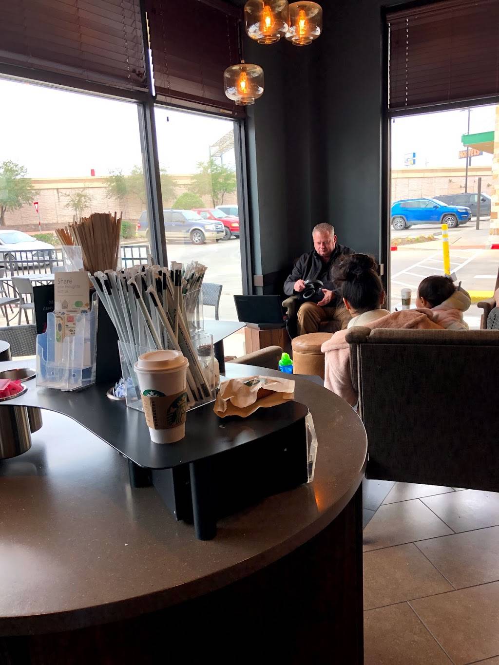 Starbucks | cafe | 3850 College St, Beaumont, TX 77701, USA | 4096593237 OR +1 409-659-3237