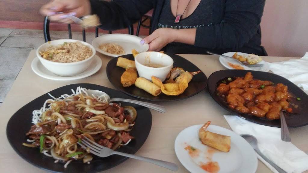 China Star | restaurant | 7164 University Ave, Windsor Heights, IA 50324, USA | 5152792456 OR +1 515-279-2456