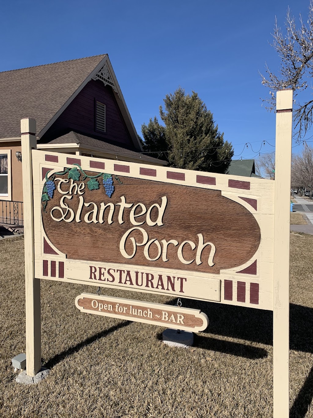 The Slanted Porch | restaurant | 310 S Taylor St, Fallon, NV 89406, USA | 7754234489 OR +1 775-423-4489