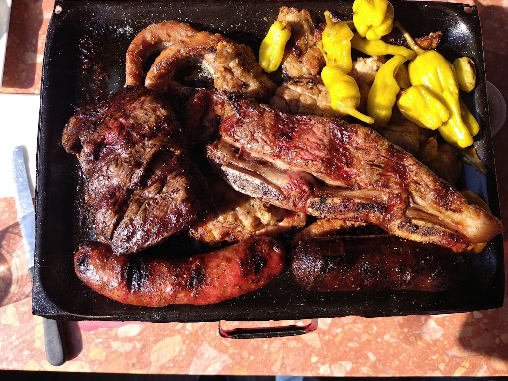 La Gran Uruguaya | restaurant | 85-02 37th Ave, Jackson Heights, NY 11372, USA | 7185050400 OR +1 718-505-0400