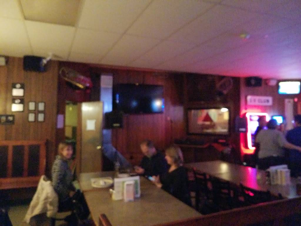 Spruce Street Tavern | restaurant | 68 Spruce St, Clinton, MA 01510, USA | 9783659071 OR +1 978-365-9071