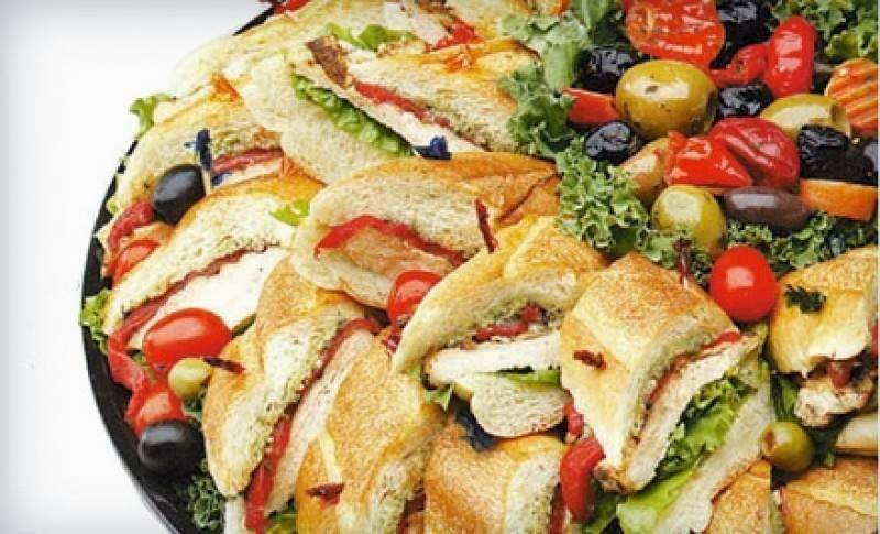 Redwood Deli | meal takeaway | 118-18 Queens Blvd, Forest Hills, NY 11375, USA | 7182619326 OR +1 718-261-9326