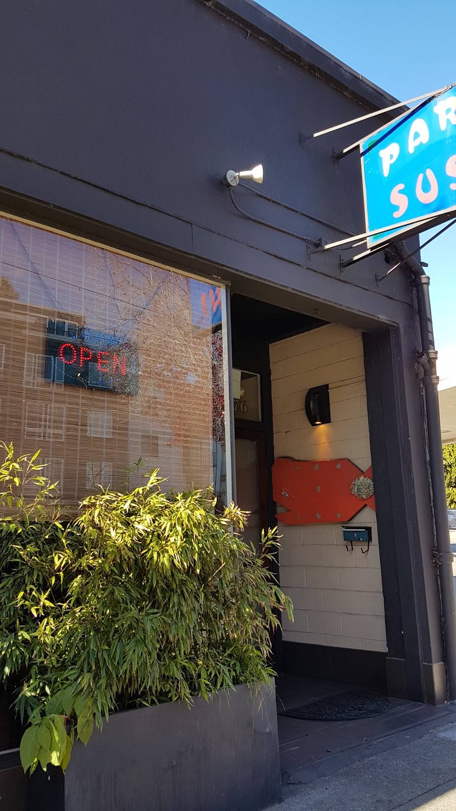 Party Sushi | restaurant | 1776 Shattuck Ave, Berkeley, CA 94709, USA | 5108411776 OR +1 510-841-1776