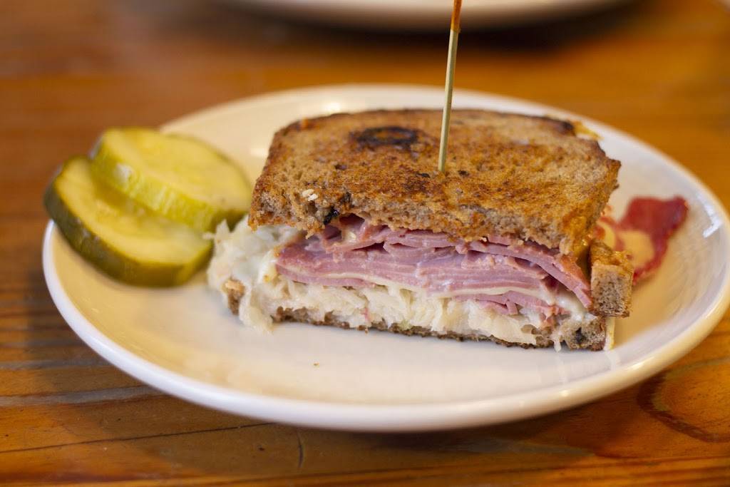 Atwaters Belvedere Square Market | cafe | 529 E Belvedere Ave #1, Baltimore, MD 21212, USA | 4103232396 OR +1 410-323-2396