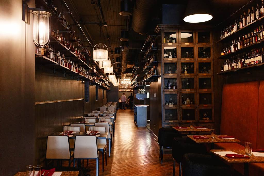 Docs Bourbon Room | restaurant | 129 W Main St, Louisville, KY 40202, USA | 5027422449 OR +1 502-742-2449