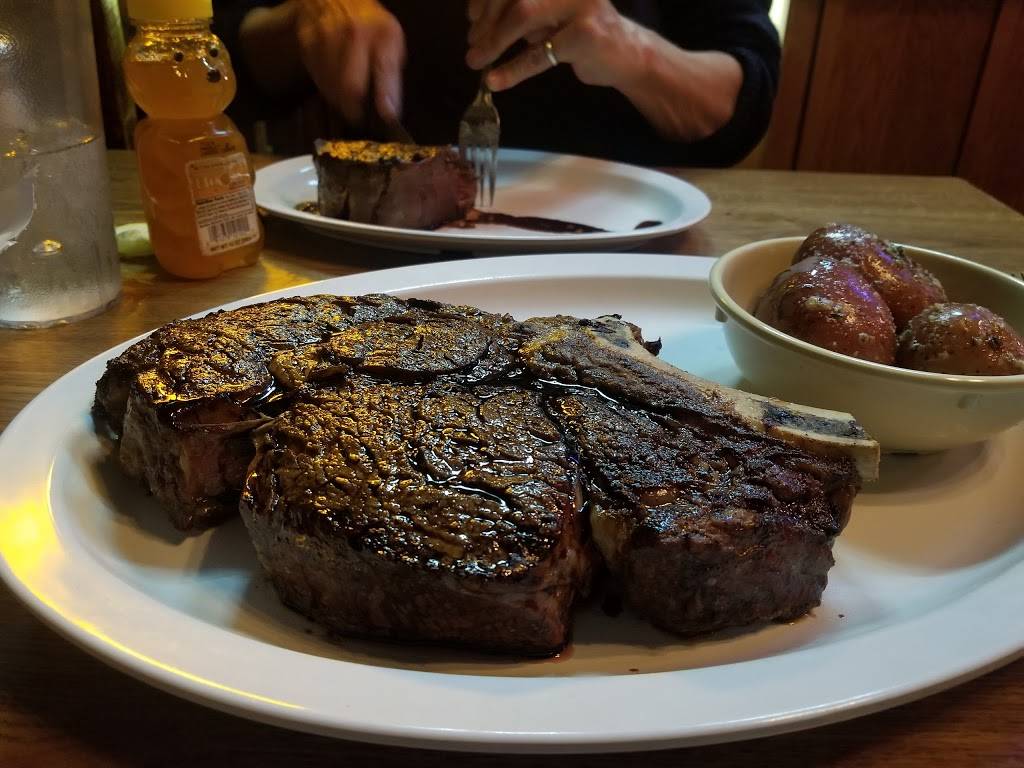 Doe’s | restaurant | 422 N 3rd St, Fort Smith, AR 72901, USA | 4797849111 OR +1 479-784-9111