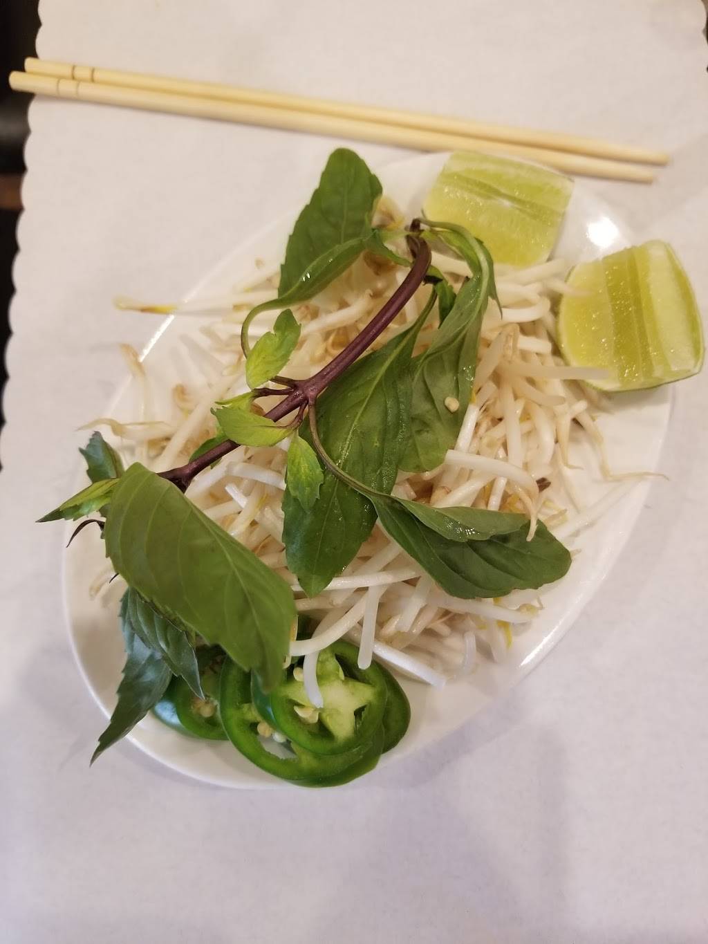 Pho Hut | restaurant | 312 N Brand Blvd, Glendale, CA 91203, USA | 8182476955 OR +1 818-247-6955