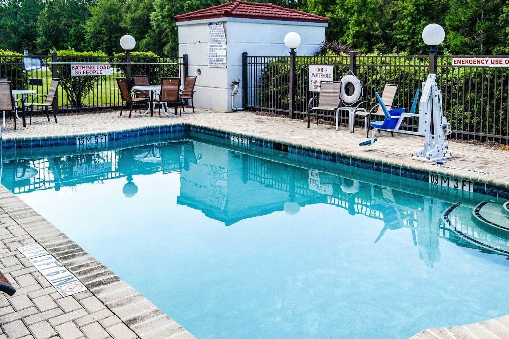 Comfort Inn & Suites Savannah Airport | restaurant | 15 Jay R Turner Dr, Savannah, GA 31408, USA | 9126291500 OR +1 912-629-1500