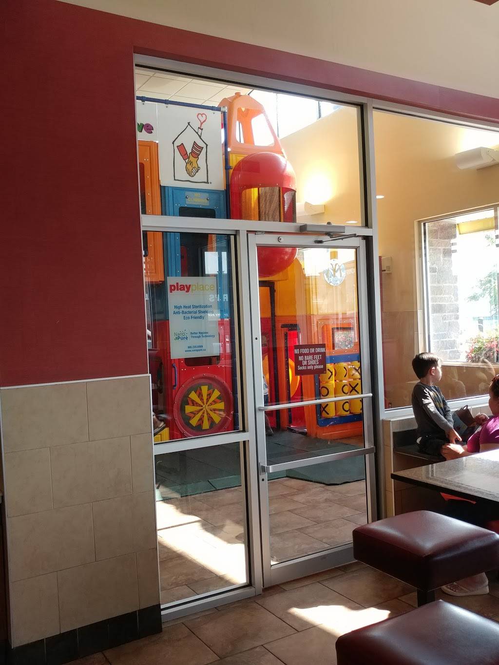 McDonalds | cafe | 243 Woodlawn Rd W, Guelph, ON N1H 7L6, Canada | 5198260507 OR +1 519-826-0507