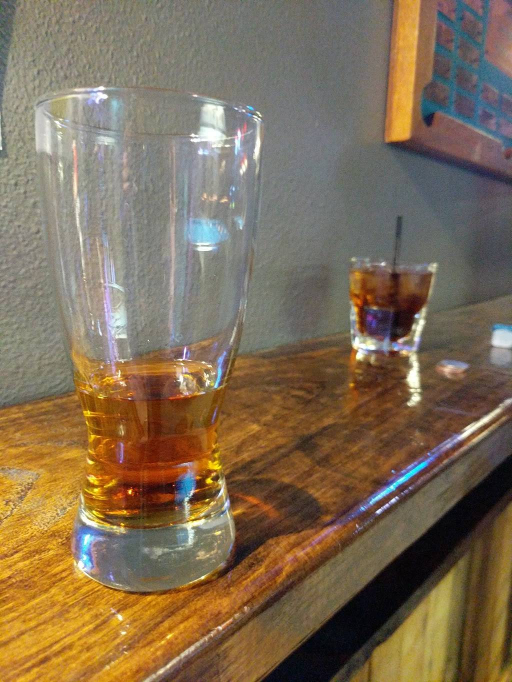 Shooters / Diamond Daves | restaurant | 518 W Jackson St, Macomb, IL 61455, USA | 3094210539 OR +1 309-421-0539