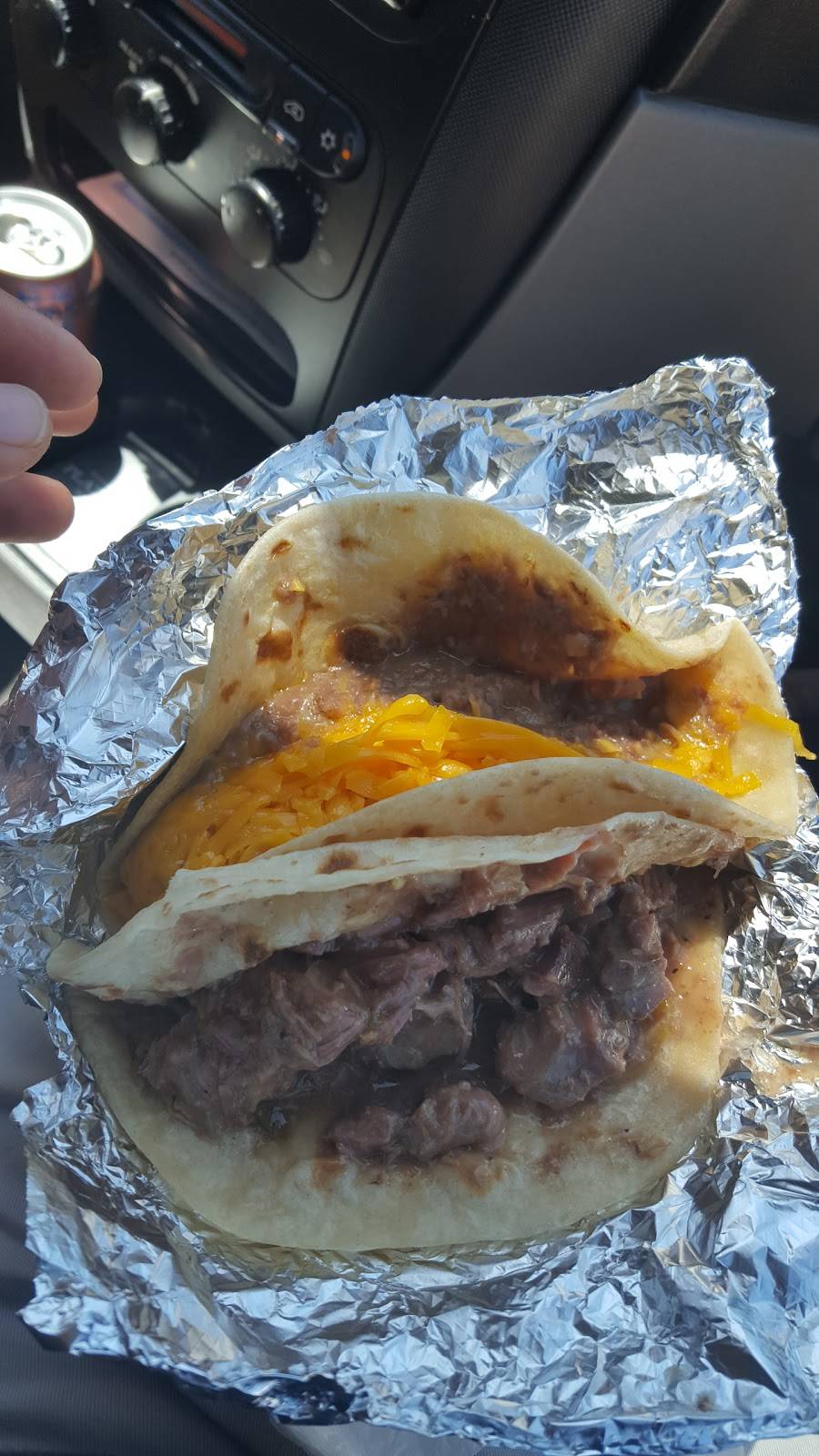 El Jacalito Restaurant | restaurant | 146 N Ww White Rd, San Antonio, TX 78219, USA | 2103339817 OR +1 210-333-9817