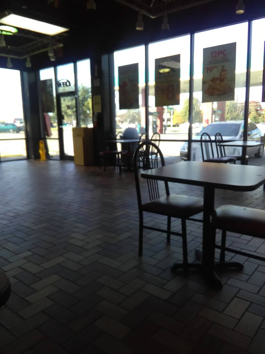 Churchs Chicken | restaurant | 3160 W Pleasant Run Rd, Lancaster, TX 75146, USA | 9722744414 OR +1 972-274-4414