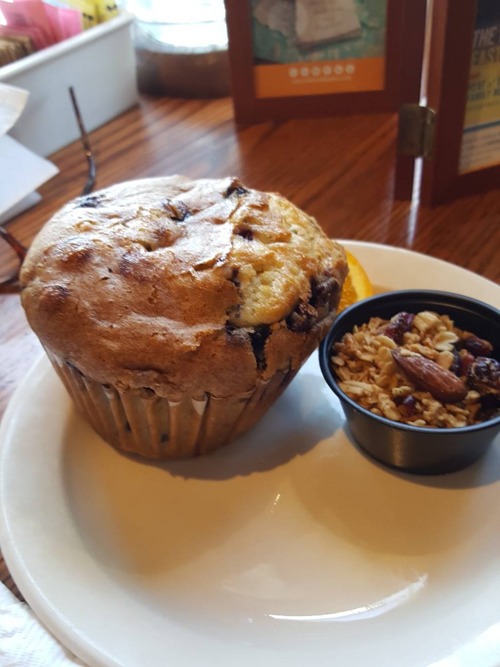 Cracker Barrel Old Country Store | restaurant | 2003 Village Dr, Leeds, AL 35094, USA | 2056402478 OR +1 205-640-2478