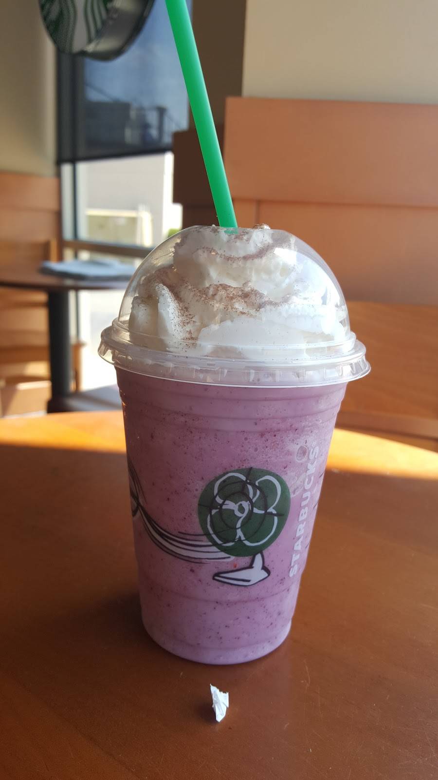 Starbucks | cafe | 7696 J, Richmond Hwy, Alexandria, VA 22306, USA | 7037170910 OR +1 703-717-0910