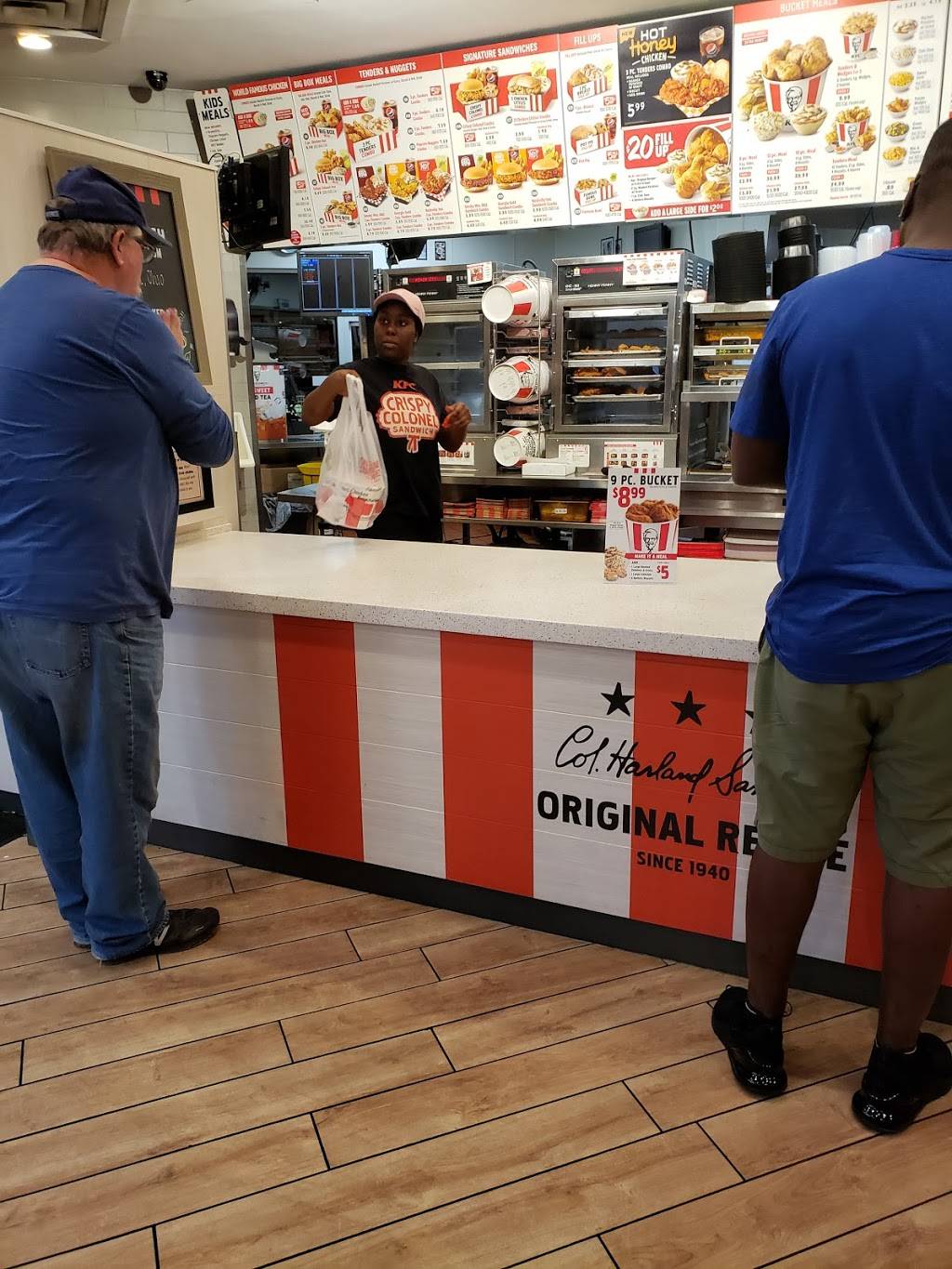 Long John Silvers | restaurant | 2480 N Fairfield Rd, Dayton, OH 45431, USA | 9374294041 OR +1 937-429-4041