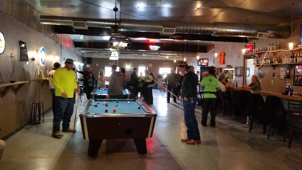 Lucky Dog Pub & Grub | restaurant | 107 W Row St, Jamestown, MO 65046, USA | 6608492055 OR +1 660-849-2055