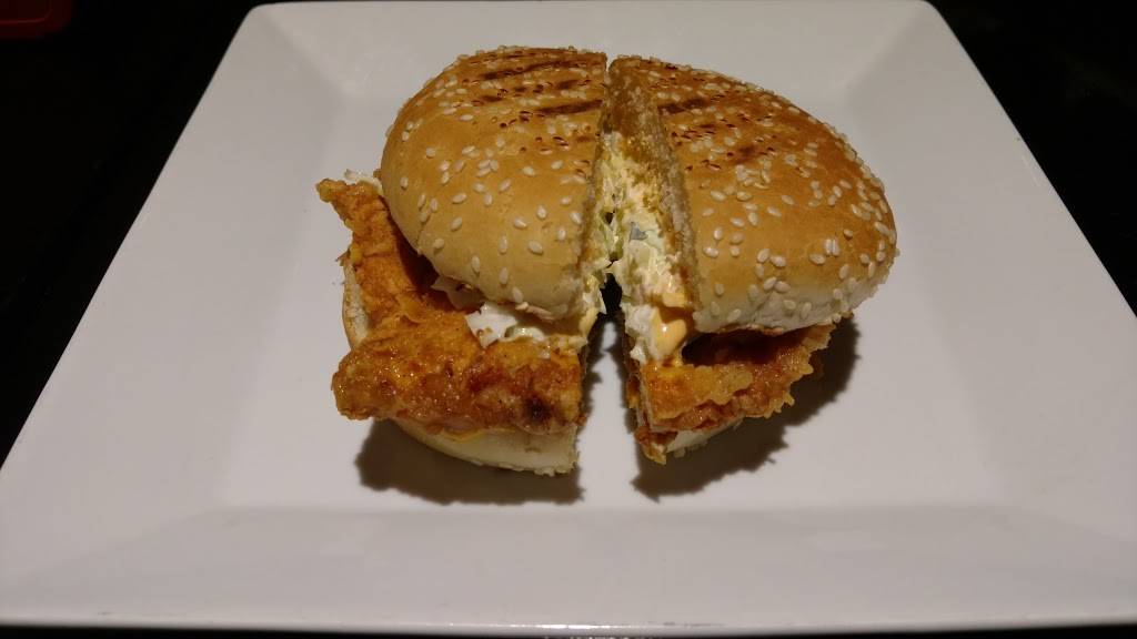 Mr. Broast MG | restaurant | 7947 Golf Rd, Morton Grove, IL 60053, USA | 8479652422 OR +1 847-965-2422