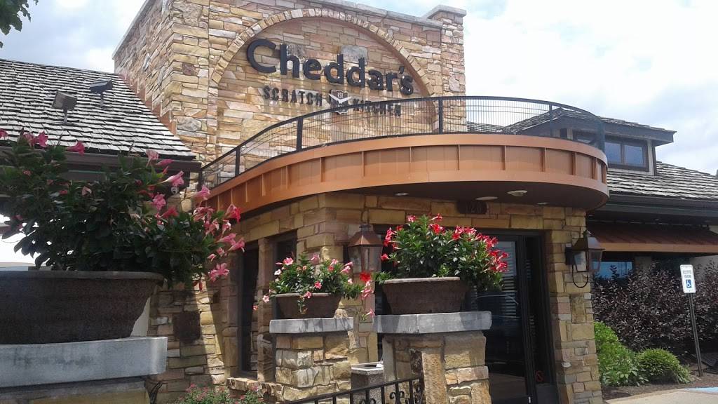 Cheddars Scratch Kitchen | restaurant | 120 Cabela Dr, Triadelphia, WV 26059, USA | 3045470275 OR +1 304-547-0275