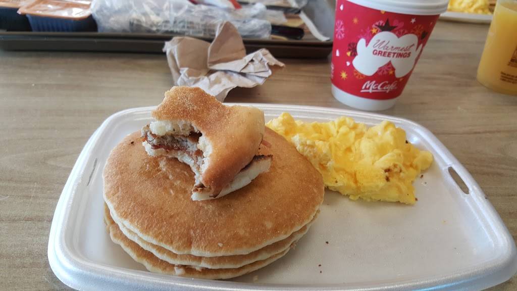 McDonalds | cafe | 3879 Fairmount Ave, San Diego, CA 92105, USA | 6192840469 OR +1 619-284-0469