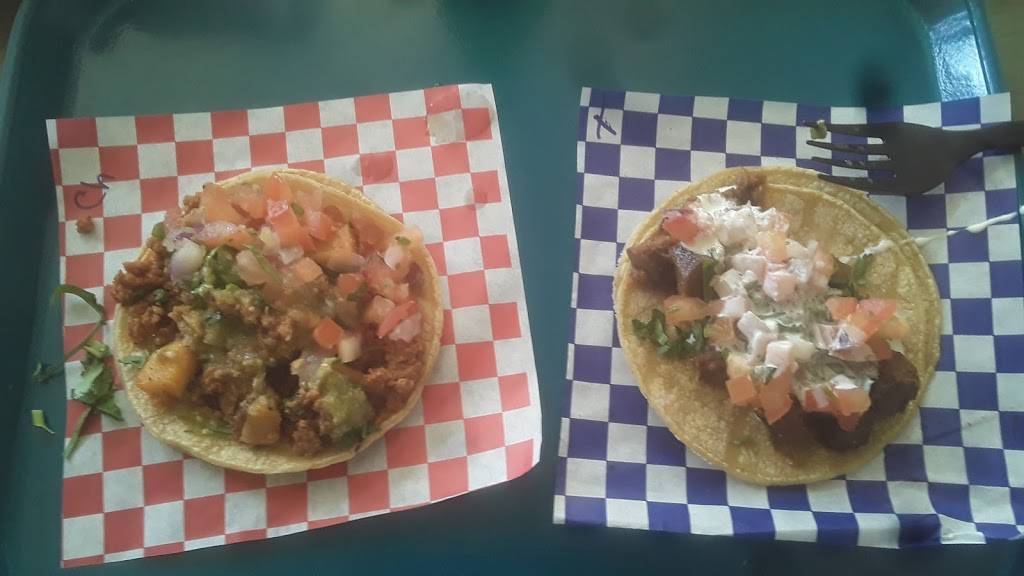 Taqueria Nacional | restaurant | 3213 Mt Pleasant St NW, Washington, DC 20010, USA | 2029751664 OR +1 202-975-1664