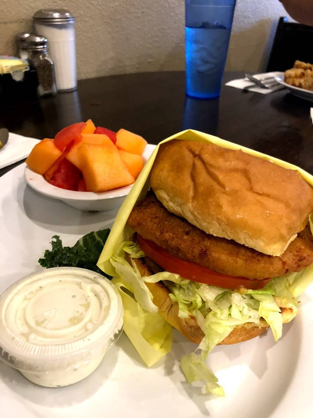 Scottys Family Restaurant | restaurant | 15334 Whittier Blvd, Whittier, CA 90603, USA | 5629023820 OR +1 562-902-3820