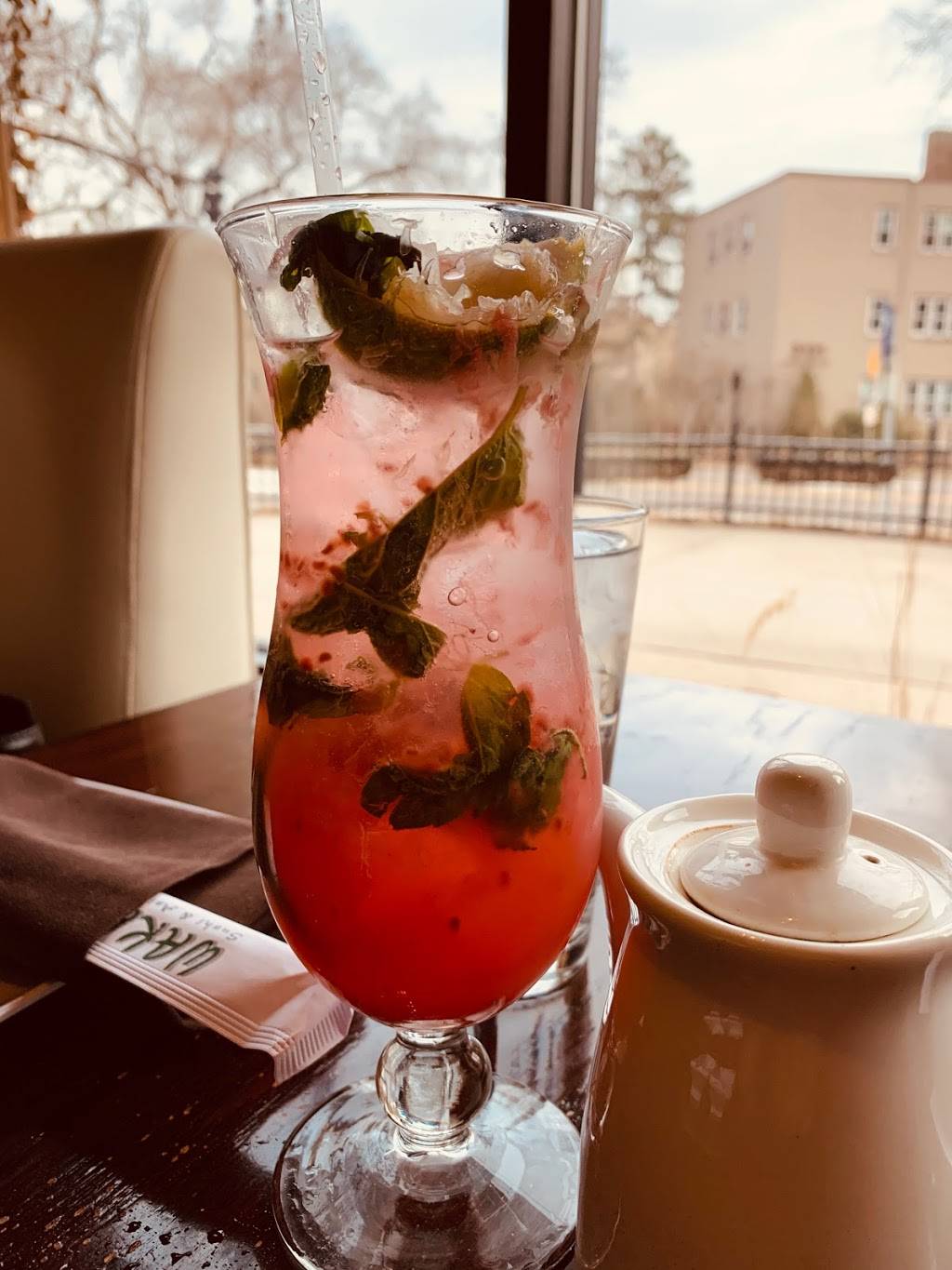 Wakame Sushi & Asian Bistro | restaurant | 3070 Excelsior Blvd, Minneapolis, MN 55416, USA | 6128862484 OR +1 612-886-2484