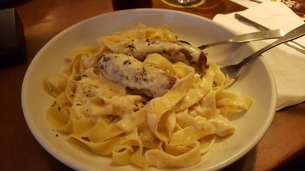 Olive Garden Italian Restaurant | meal takeaway | 2390 S Havana St, Aurora, CO 80014, USA | 3037459945 OR +1 303-745-9945