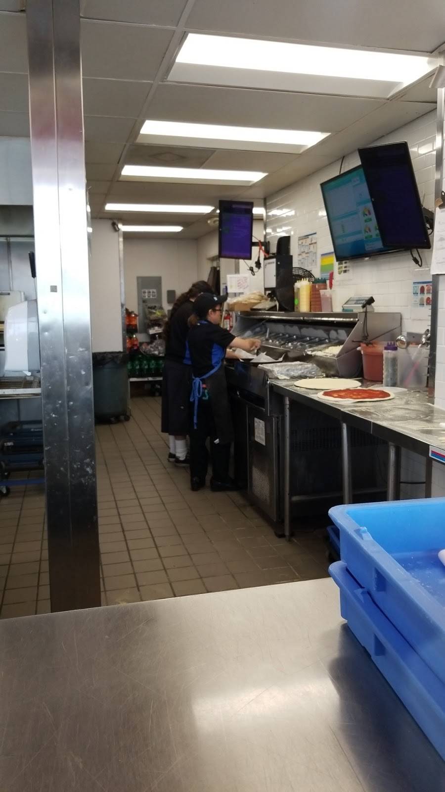 Dominos Pizza | meal delivery | 5538 Del Amo Blvd, Lakewood, CA 90713, USA | 5628044637 OR +1 562-804-4637