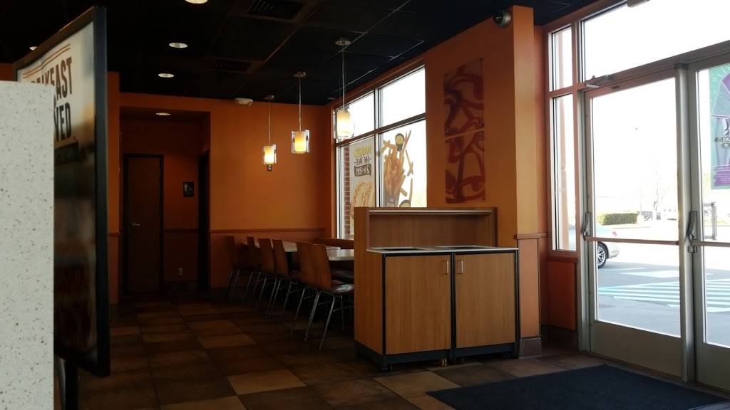 Taco Bell | meal takeaway | 2009 Lynnhaven Pkwy, Virginia Beach, VA 23456, USA | 7574712123 OR +1 757-471-2123