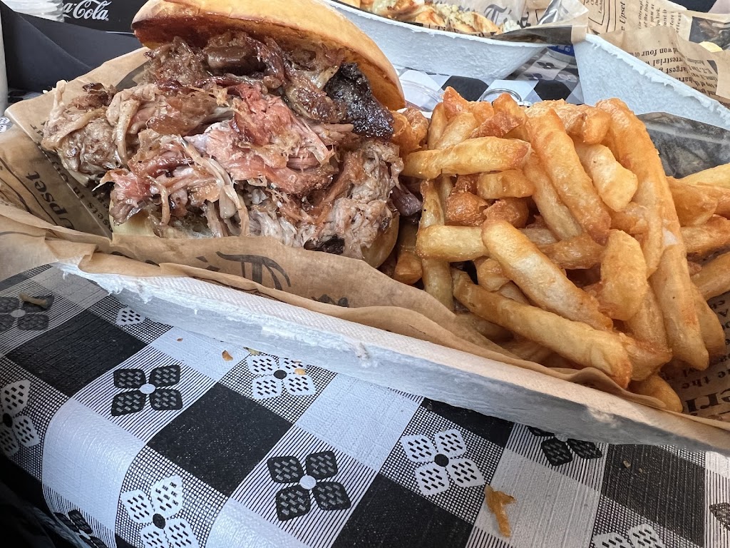 Sour Robs | restaurant | 320 Old Hwy 99W, Maxwell, CA 95955, USA | 5304382485 OR +1 530-438-2485