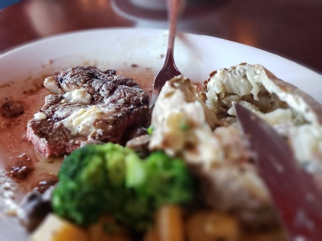 Wildfire Steakhouse Oshawa | restaurant | 540 King St W, Oshawa, ON L1J 7J1, Canada | 9052150231 OR +1 905-215-0231