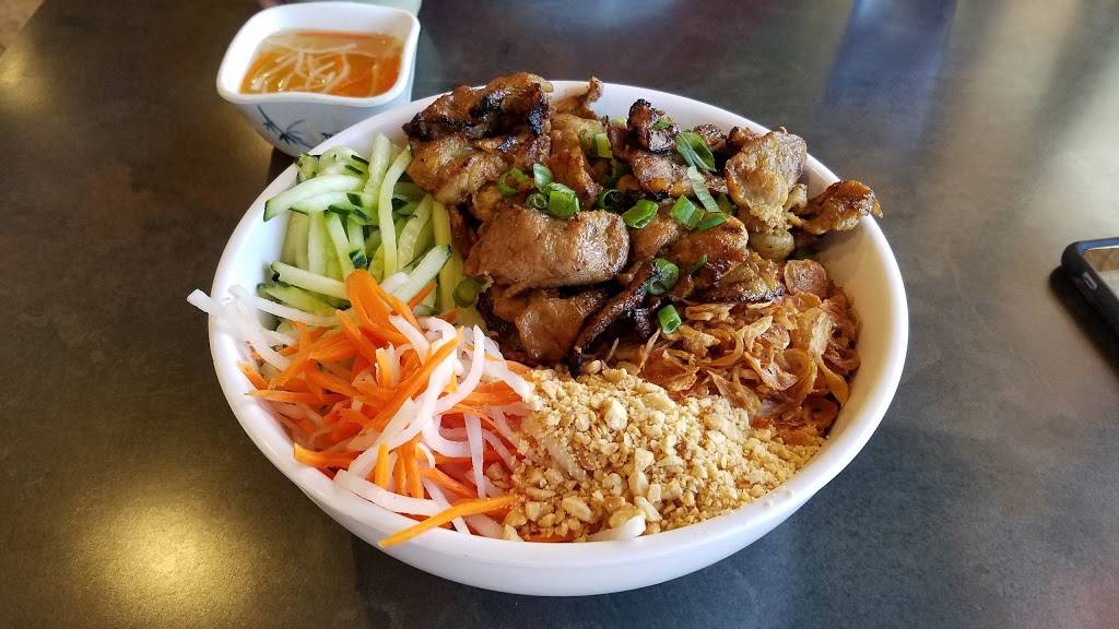 PHO 2000 | restaurant | 17801 Pioneer Blvd, Artesia, CA 90701, USA | 5624678013 OR +1 562-467-8013