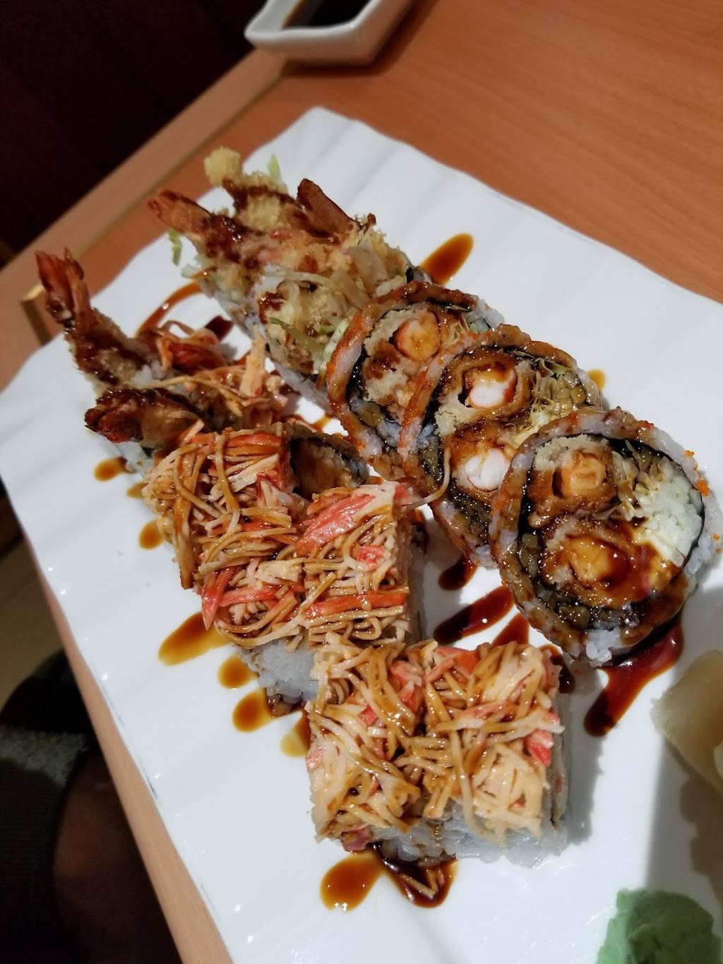 New Metro Sushi Cafe | restaurant | 118-21 Metropolitan Ave, Kew Gardens, NY 11415, USA | 7188508888 OR +1 718-850-8888