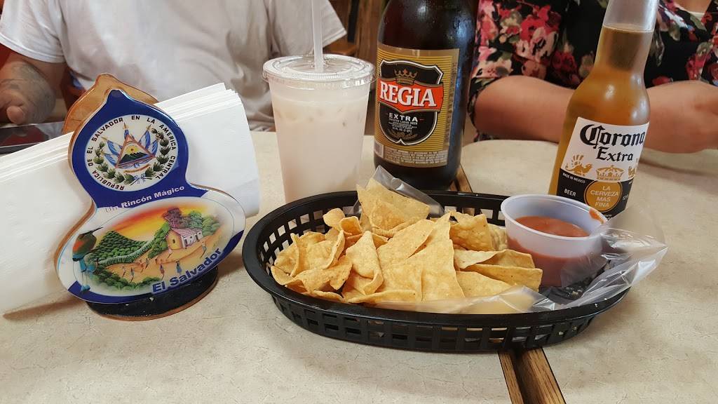 Don Julios | restaurant | 217 Southwest Blvd, Rohnert Park, CA 94928, USA | 7072423160 OR +1 707-242-3160