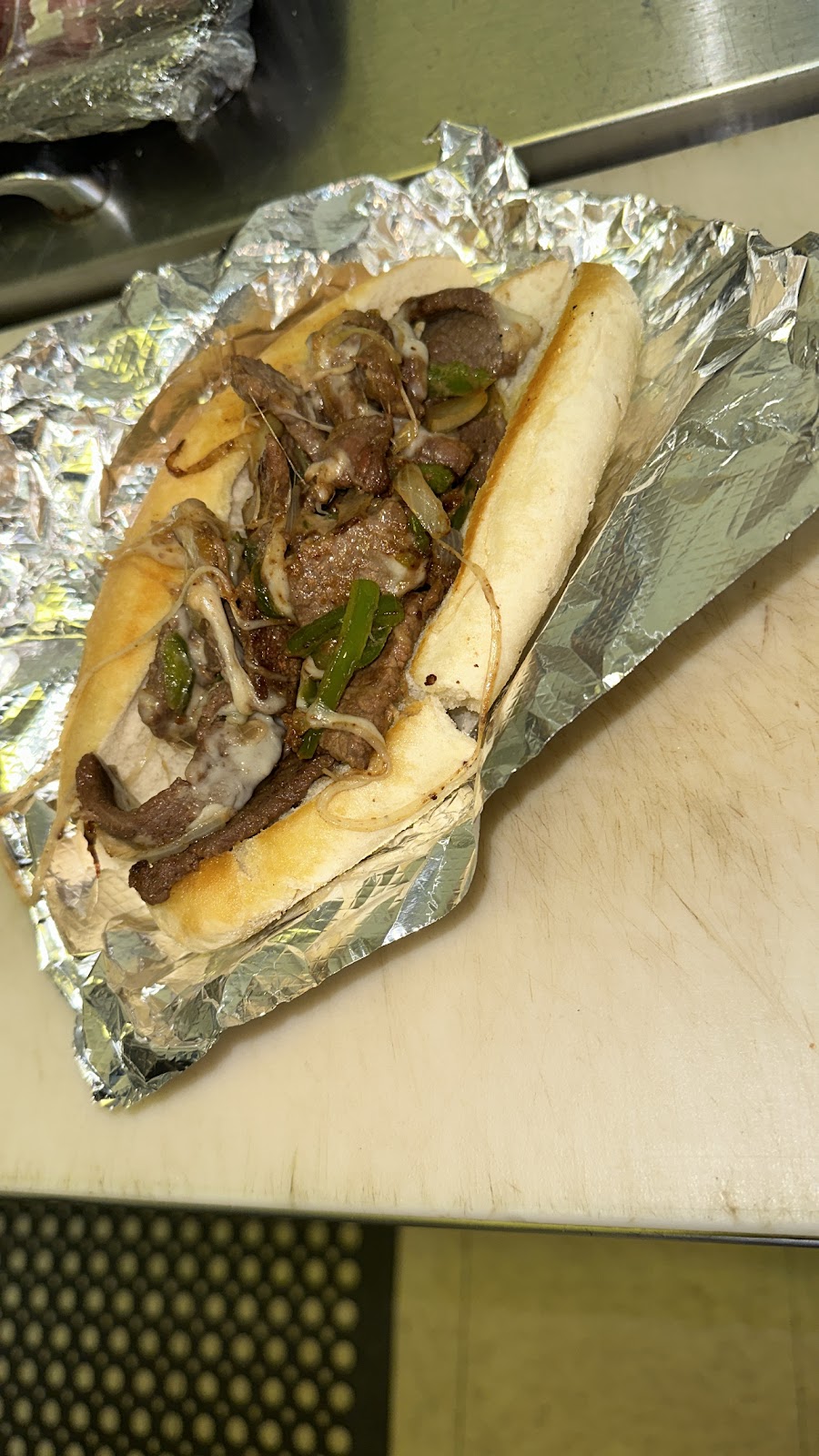 Big Homeyz Good Grubz | restaurant | 3025 Woodhill Rd, Cleveland, OH 44104, USA | 2169997233 OR +1 216-999-7233