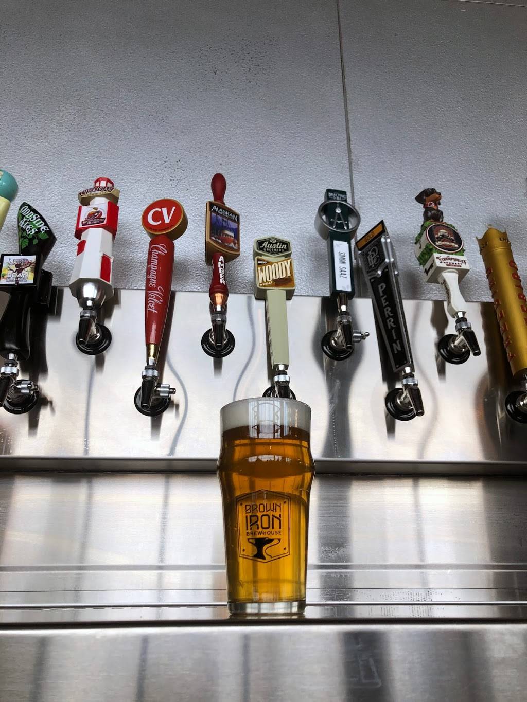 Brown Iron Brewhouse Royal Oak | restaurant | 30955 Woodward Ave Suite 510, Royal Oak, MI 48073, USA | 2489512659 OR +1 248-951-2659